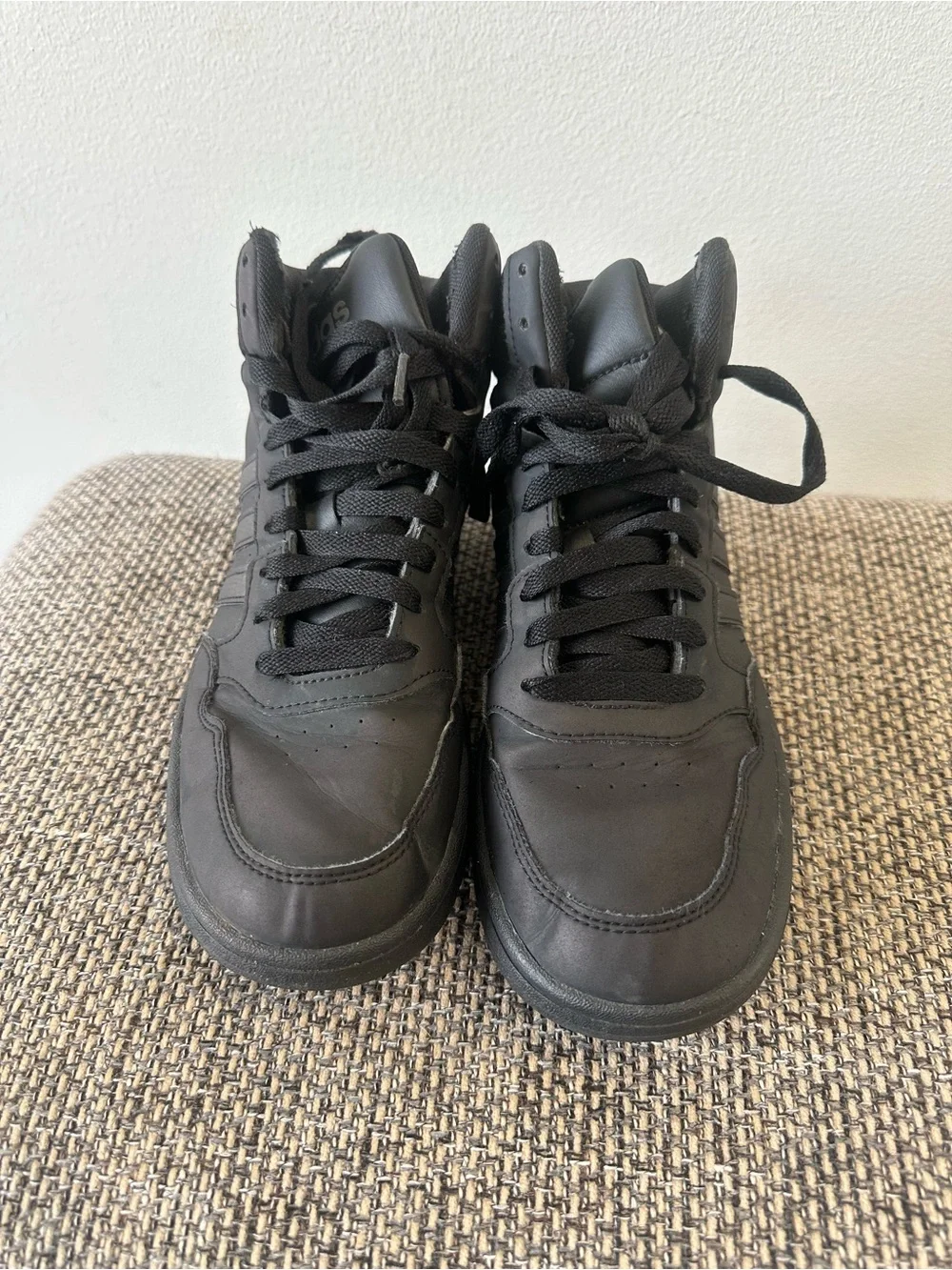 adidas Kids Black High-Top Sneakers with Signature Three Stripes Size 5.5